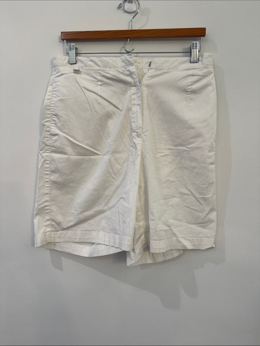 Liz Claiborne Golf White Flat-Front Women's Shorts